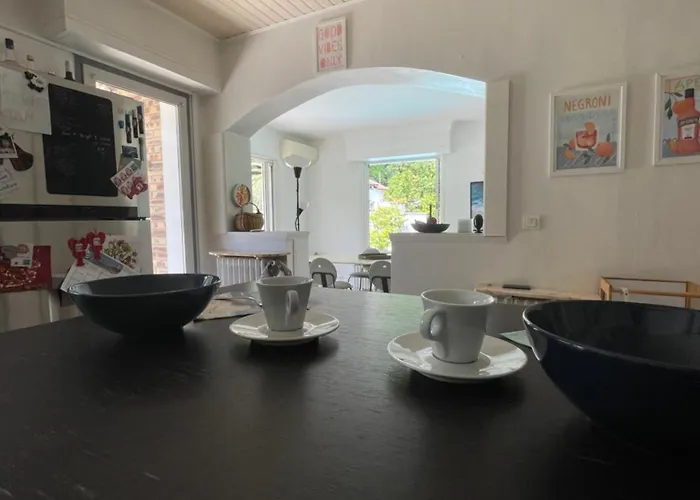 Spacieuse Avec Piscine Privee Nyaraló *