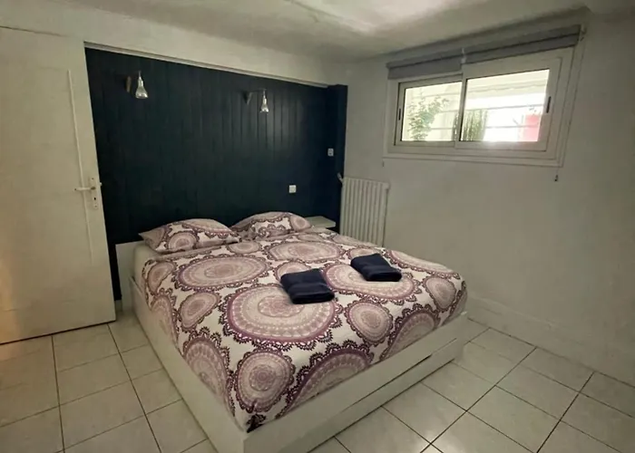 Semesterbostad Spacieuse Avec Piscine Privee *