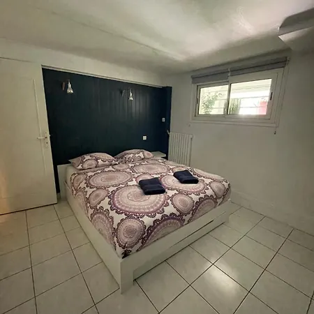 Semesterbostad Spacieuse Avec Piscine Privee *