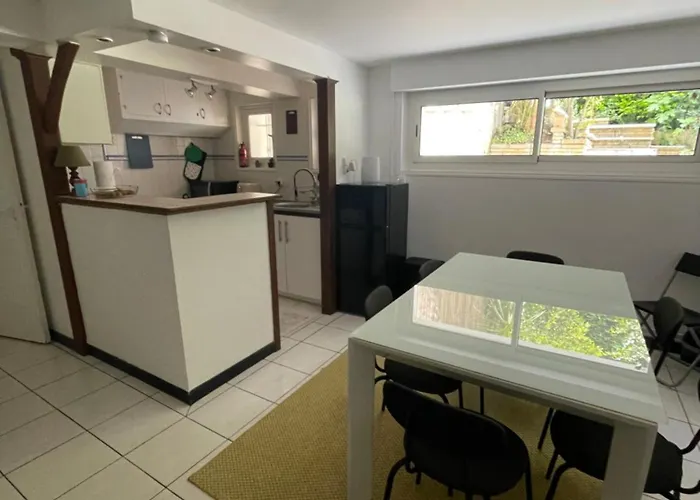 Spacieuse Avec Piscine Privee 度假居